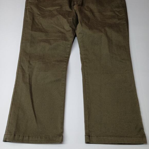 St John's Bay Temp Flex Straight Fit Flat Front Pants Men's 44x30 Dark Olive - Picture 3 of 7